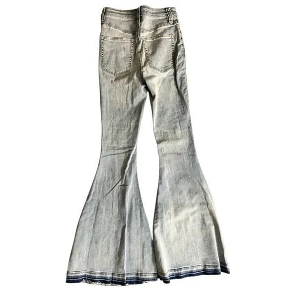 Free People We The Free Irreplaceable Denim Blue Jeans Ultra Flare Wide Stretch - Picture 10 of 12